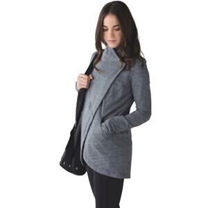 Lululemon Womens Jacket Sz. 6 That's A Wrap Sporty Athletic Heathered Grey Slub